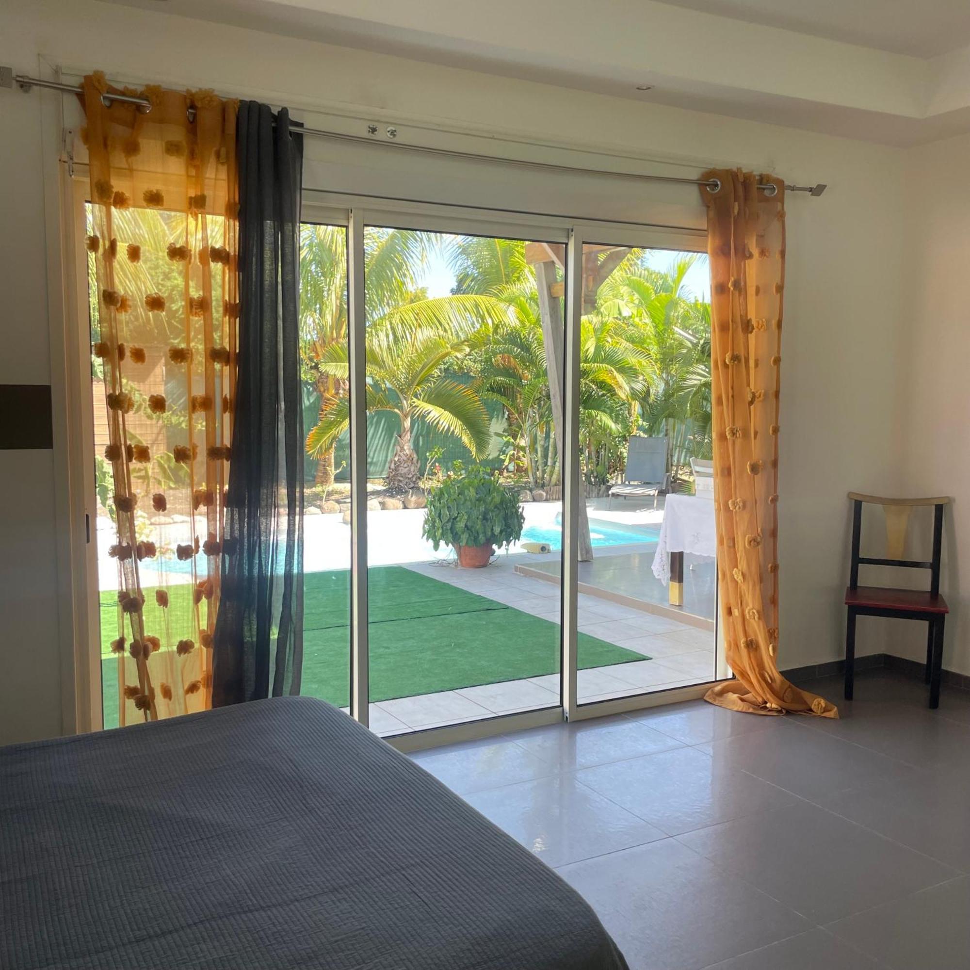 Magnifique Villas Capucines Avec Piscine Port-Louis Esterno foto