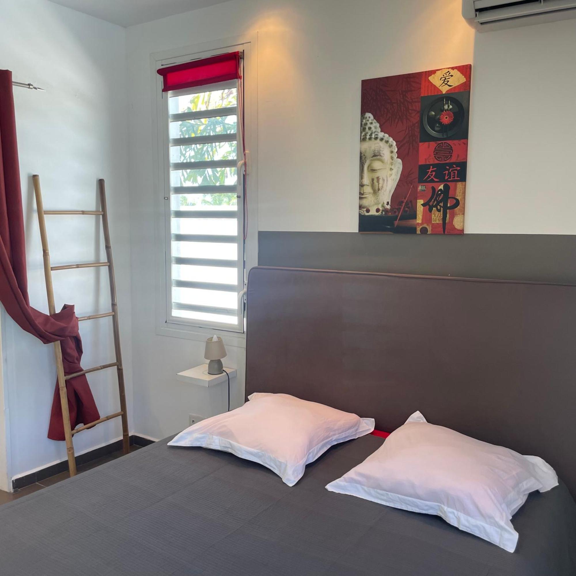 Magnifique Villas Capucines Avec Piscine Port-Louis Esterno foto